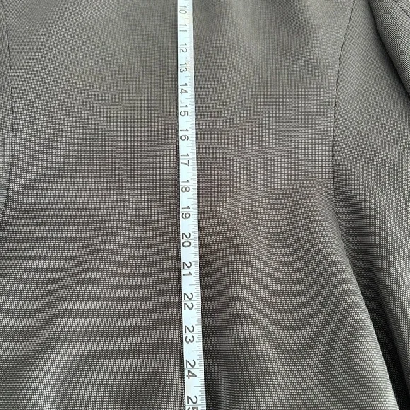 2 piece suit - Picture 5 of 10